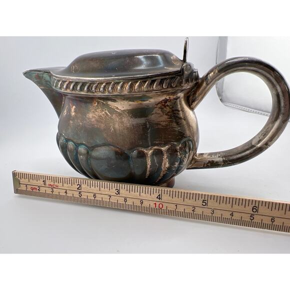 Silver Plated Creamer Scalloped Vintage Patina Barton - Picture 9 of 10